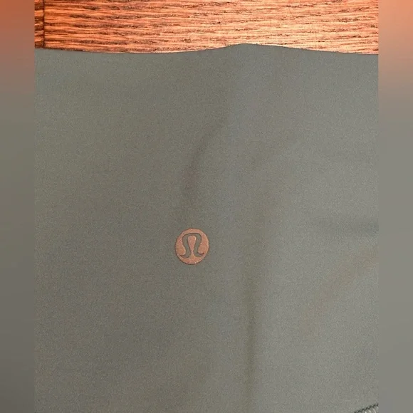 Lululemon High-Waisted Blue Leggings Size 4 Square Tag - Picture 5 of 7